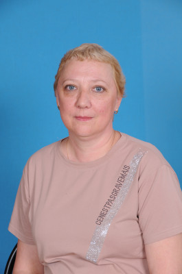 Инструктор по физической культуре Аксенова Надежда Николаевна Инструктор по физической культуре Аксенова Надежда Николаевна